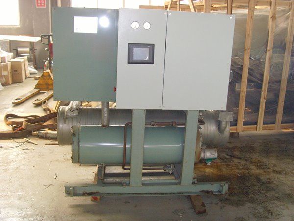 连山酒店中央空调不停机清洗方法介绍